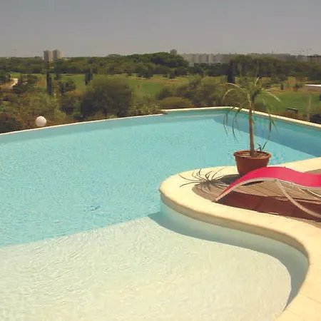 Otel Golf Fontcaude 3*