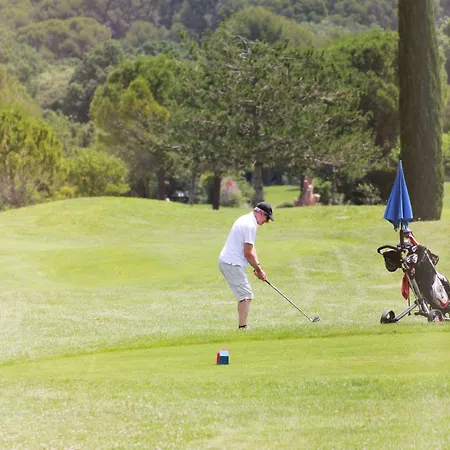 Golf Fontcaude Отель Жувиньяк