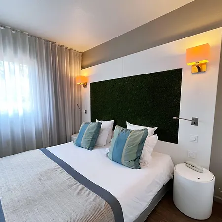 Otel Golf Fontcaude 3*